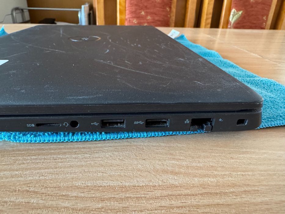 Dell Latitude 3520 i5 1135G7 32/512