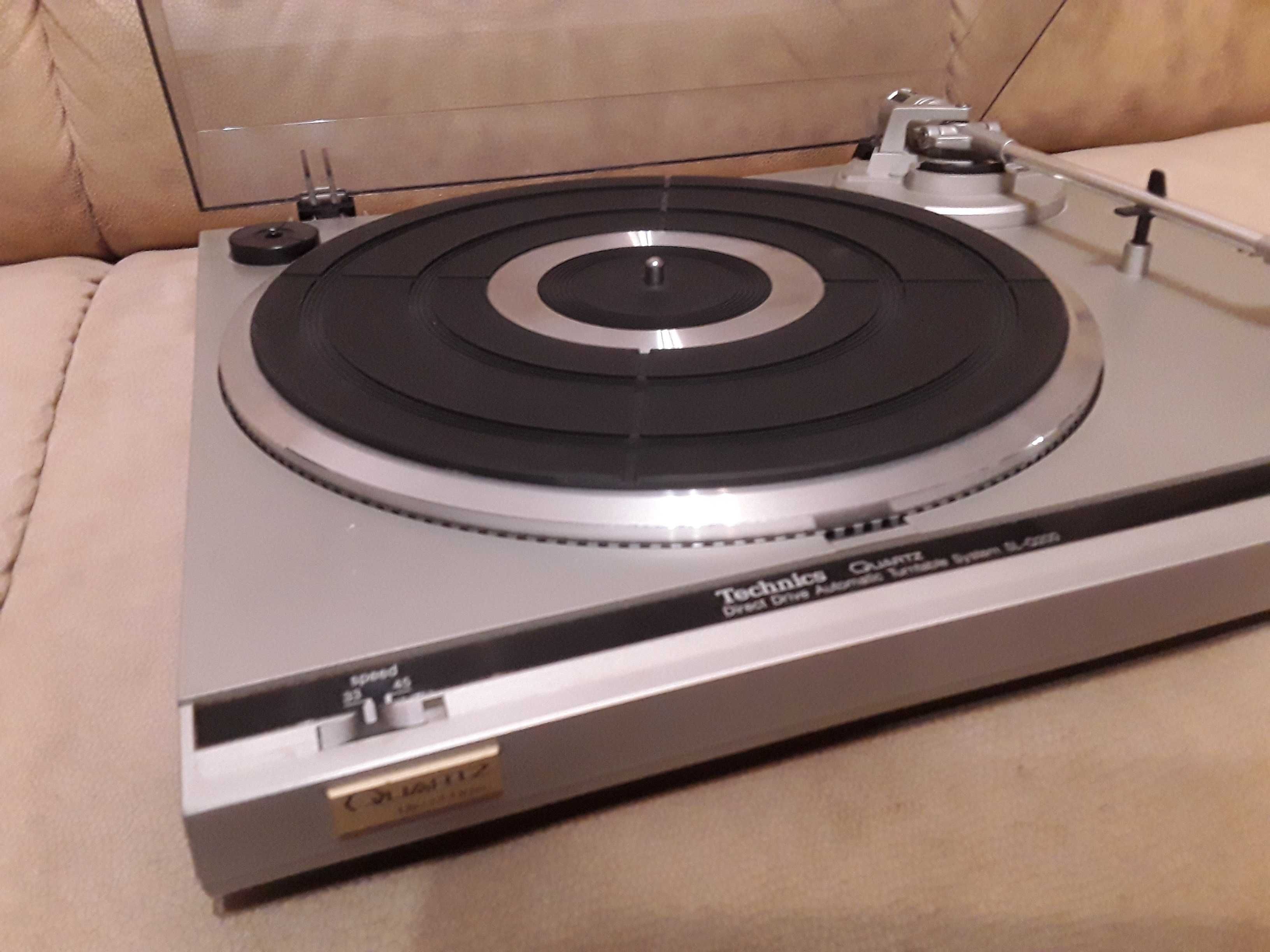 Проигрыватель винила Technics SL-Q200 (Quartz, DD, Made in Japan)