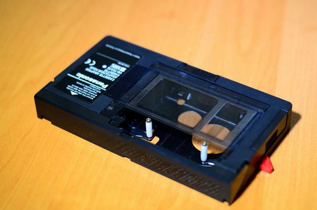 Адаптер VHS-C  новые фирменные