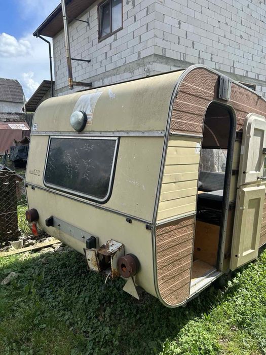 Кемпінг одноосний