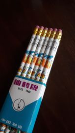 Kultowe chińskie ołówki z gumką ołówek chiński vintage lat Prl