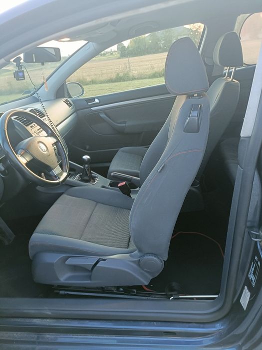 Volkswagen Golf V