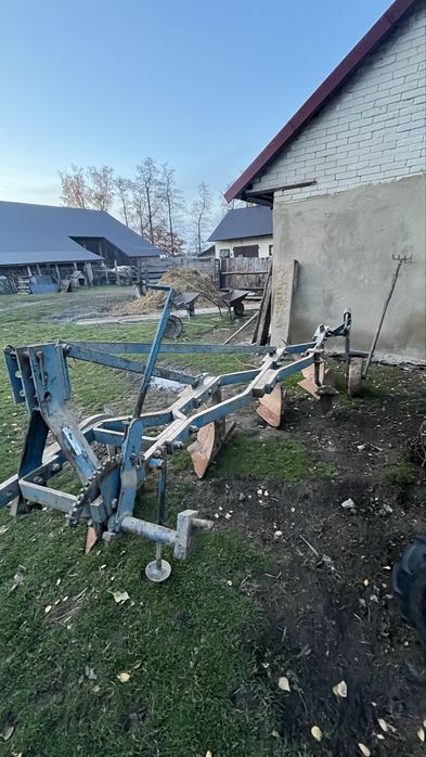 Pług rabewerk 4 skibowy