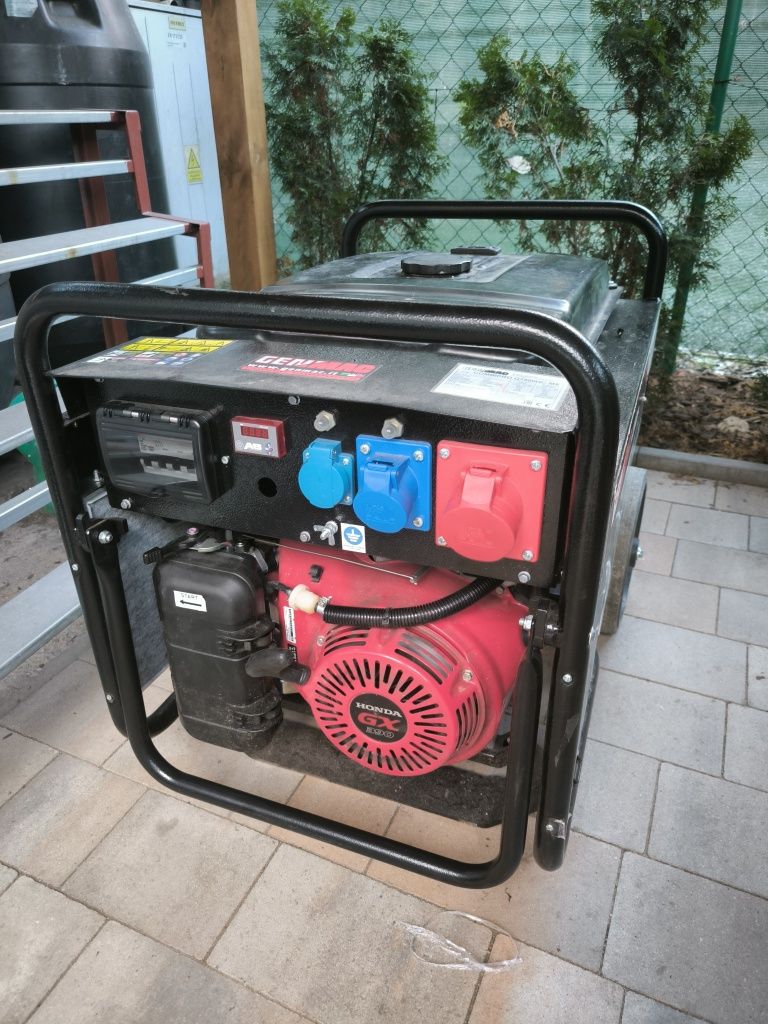 Agregat prądotwórczy GENERATOR GENMAC Combipro G7900HC-M5 8,0KVA
ikona