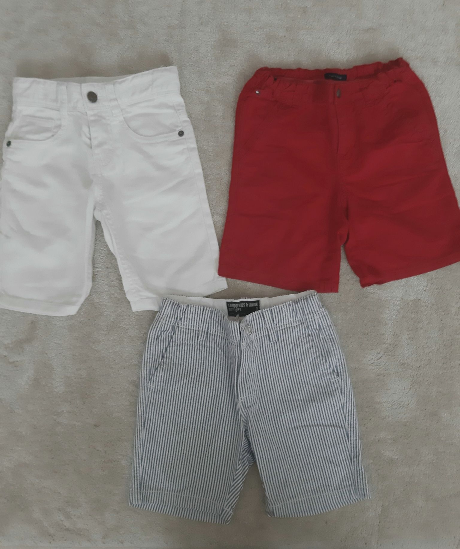 Calções, pólos, t-shirts LANIDOR, Tommy, BENETTON, GANT 4/5 anos