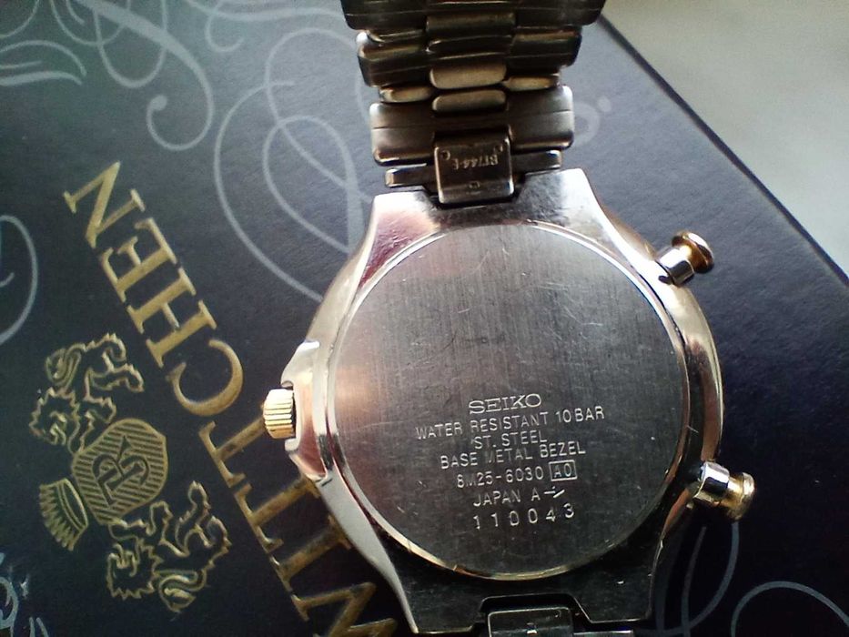 Zegarek Seiko Chronograph SQ100  8M25-6030  39mm