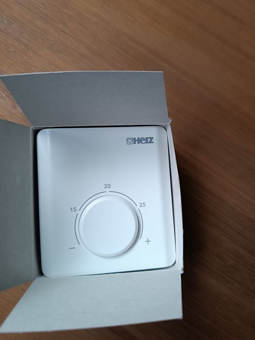 Elektroniczny termostat pokojowy, 230V AC