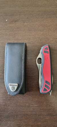 Scyzoryk Victorinox Forester M Grip One Hand 0.8361 MC