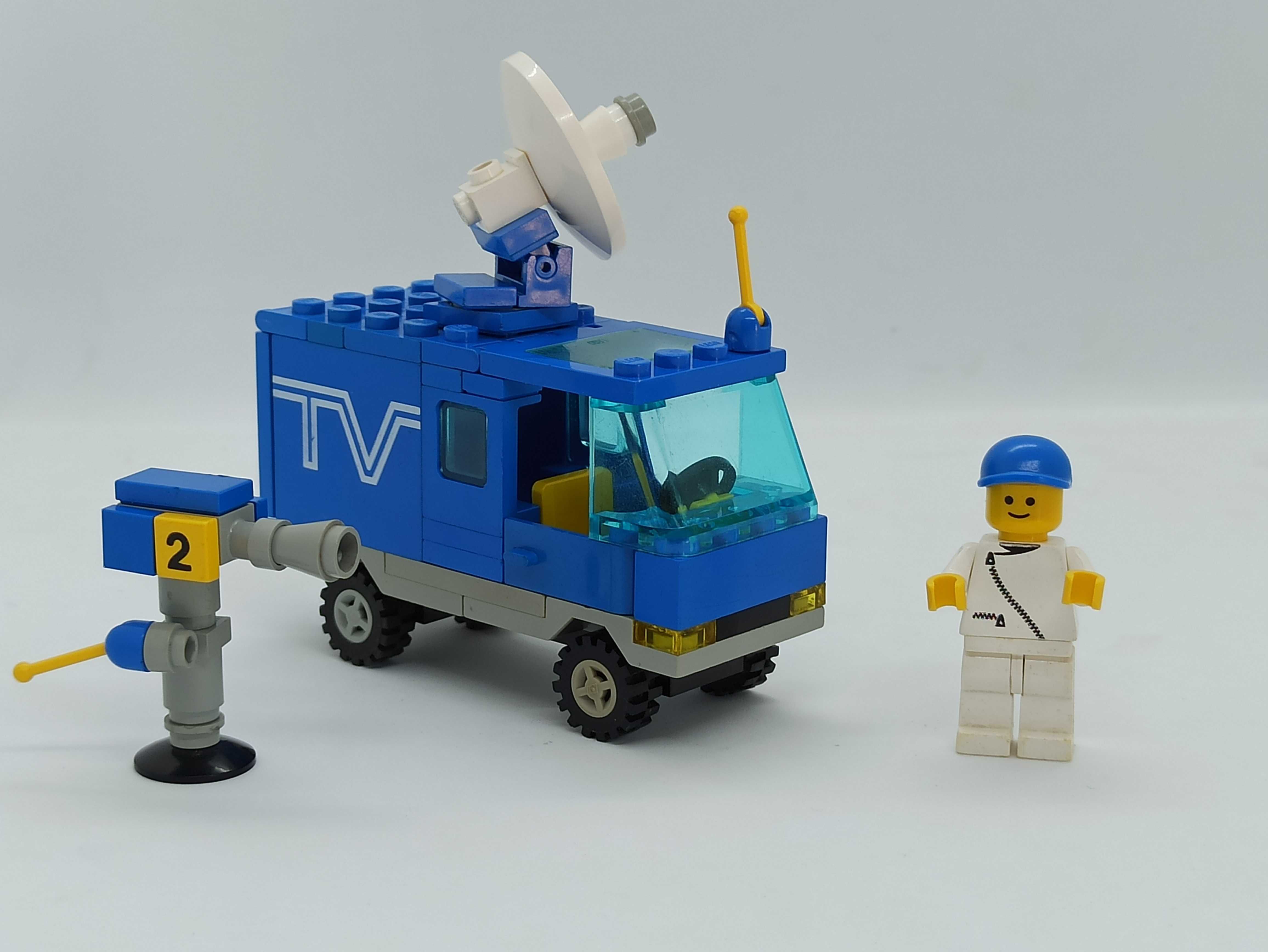 Lego 6661 TV Van / Mobile TV Studio City Town
