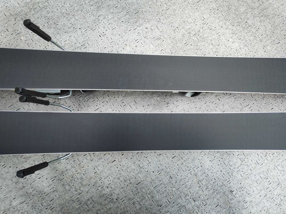 Ładny, damski DYNASTAR AGYL 157 cm! Po serwisie! !