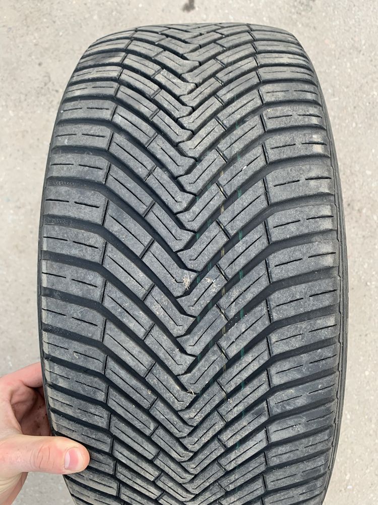 Продам резину continental 225/45 r 17