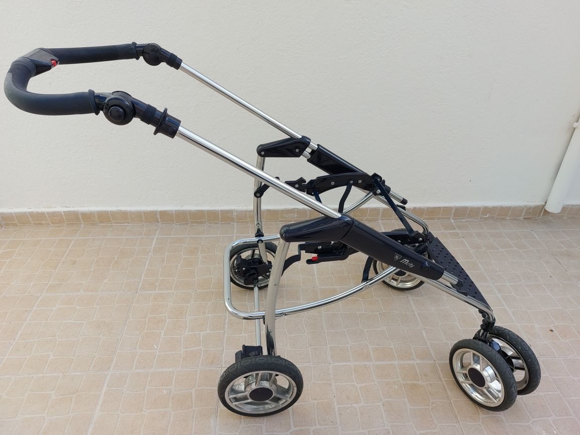 Carrinho de bebé