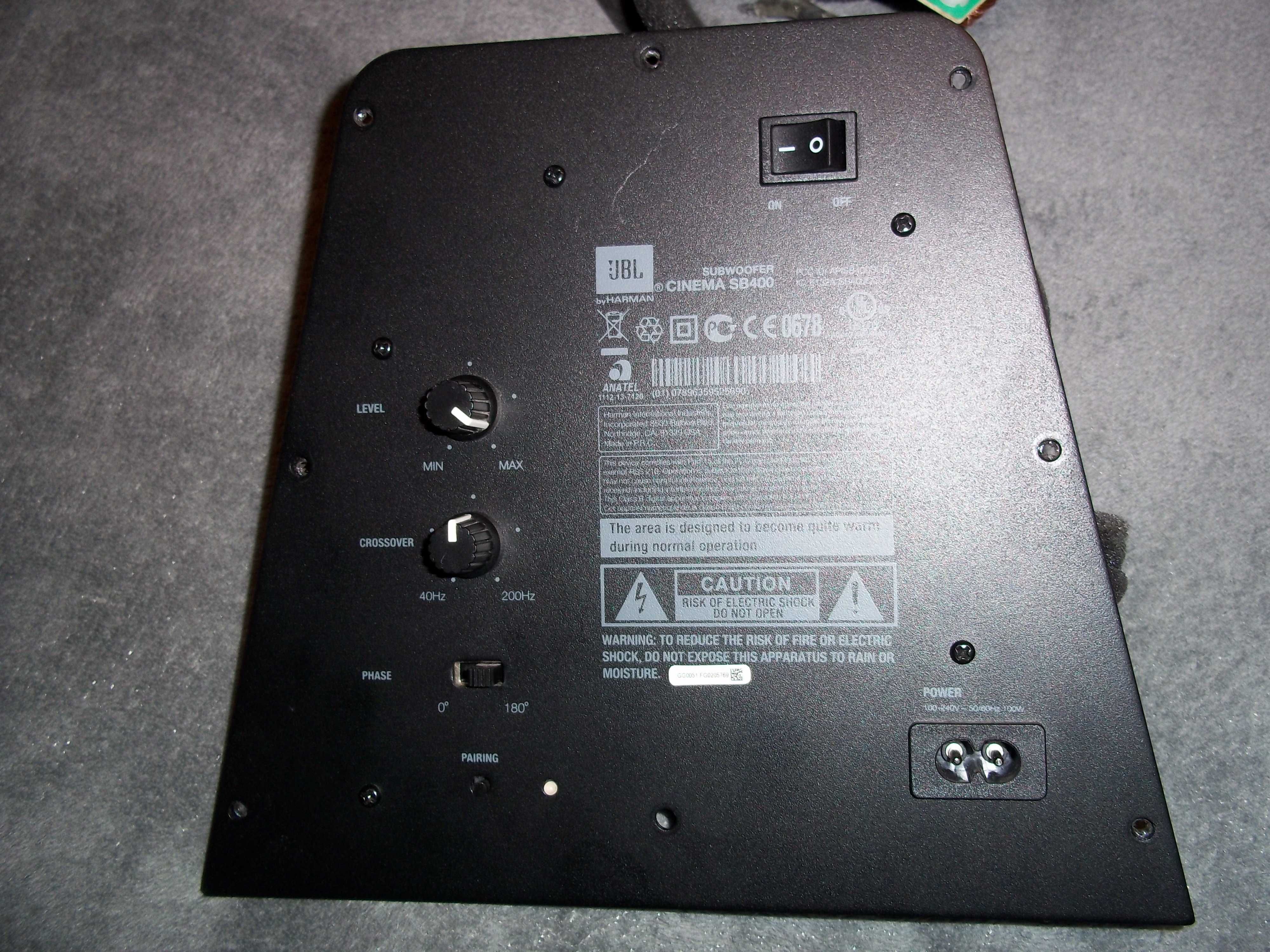 Subwoofer SB 400 JBL