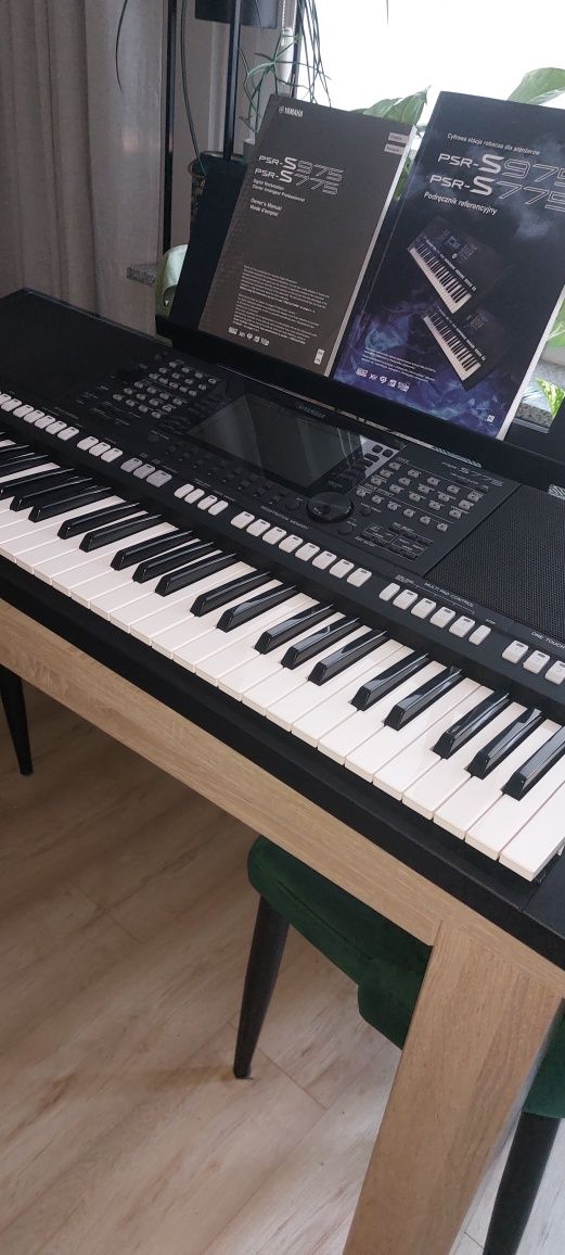 Yamaha psr 775 stan bdb