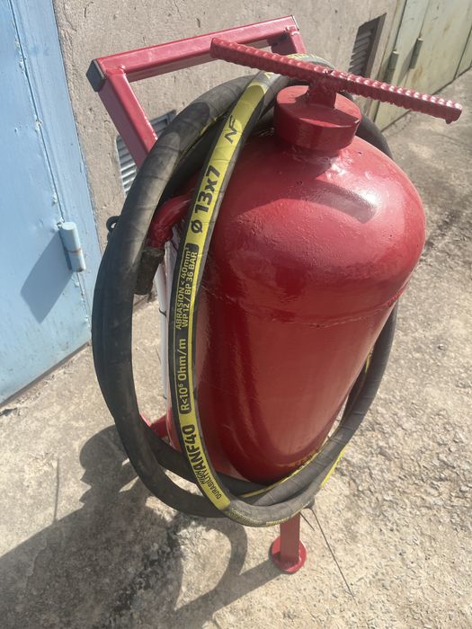 Піскоструй пескоструй піскострумен