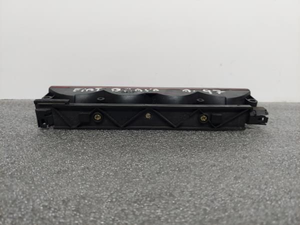 Luz stop adicional / 3º stop FIAT Bravo I (182_)