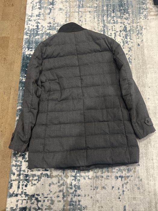 Оригінал куртка MONCLER. Сірого кольору.