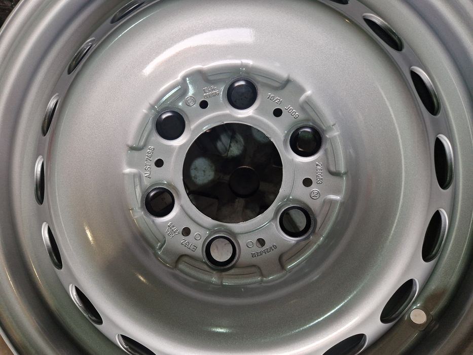 Nowe felgi stalowe 16 cali Mercedes Sprinter VW Crafter