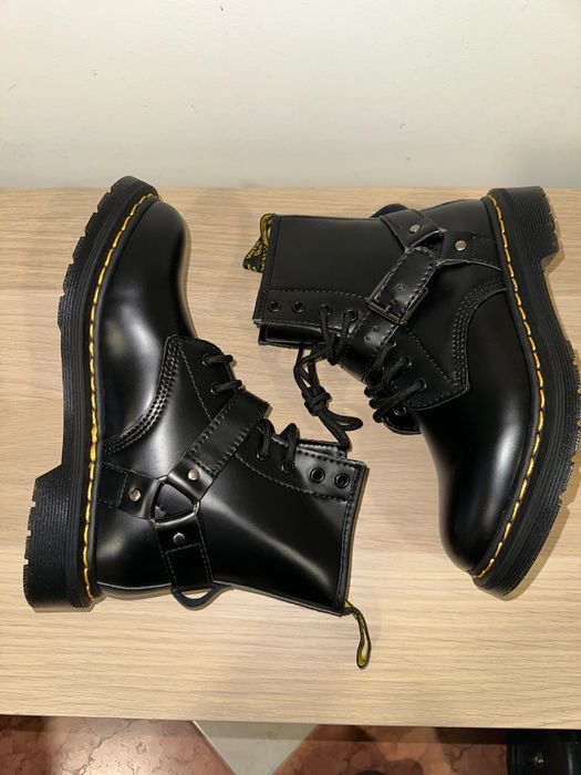 Botas Dr. Martens - NOVAS - 39