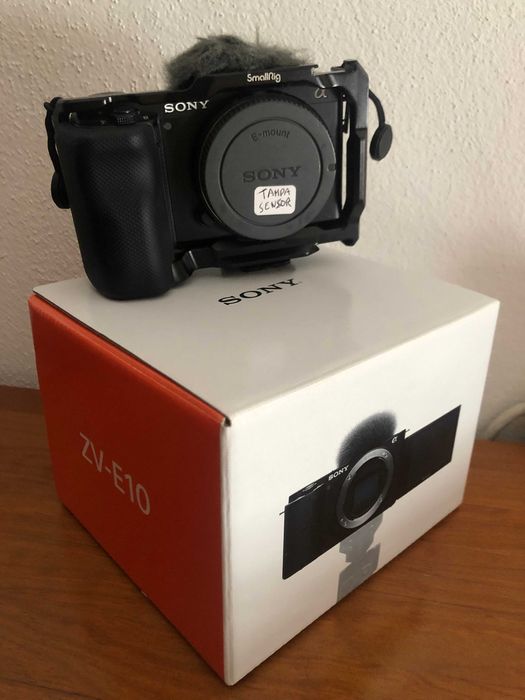 SONY ZV - E 10 - COMO NOVA
