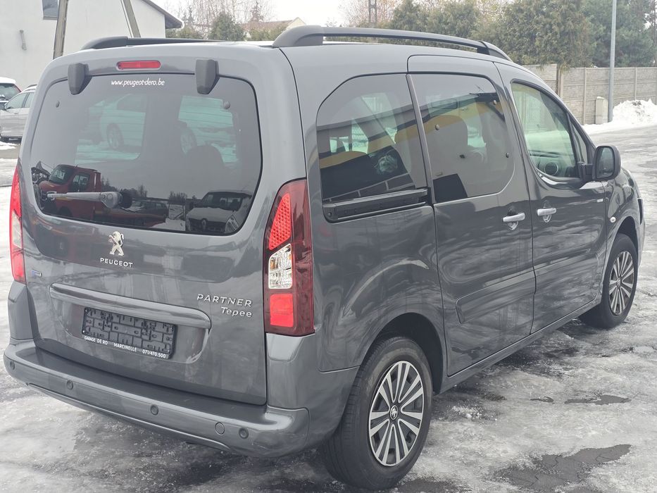 Peugeot Partner Tapee/Benzyna /Navi/Kamera/Tempomat/Ledy/