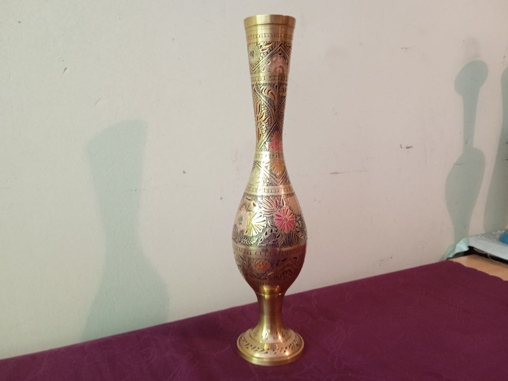 wazon mosiężny made in india