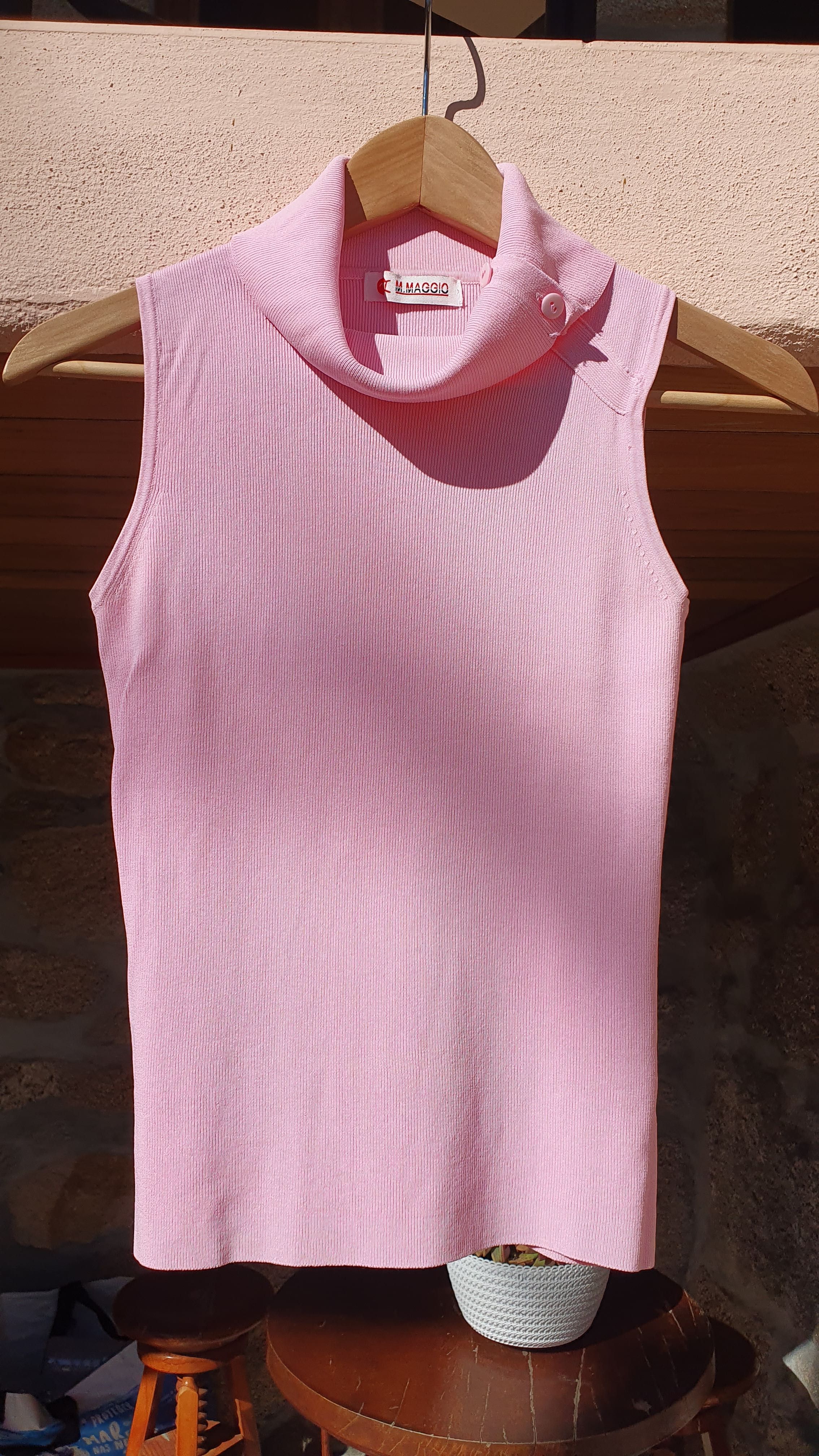 Top Vintage - Top Rosa de Gola Alta - Top de malha