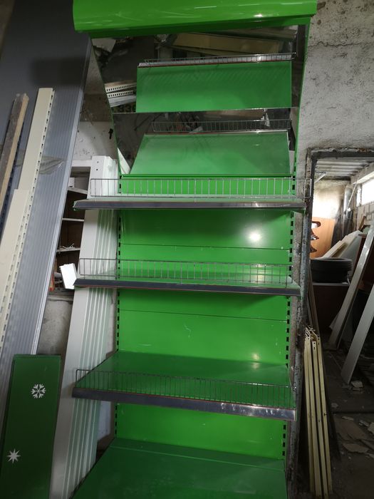 boks kasowy, regał warzywnyoswietlenie