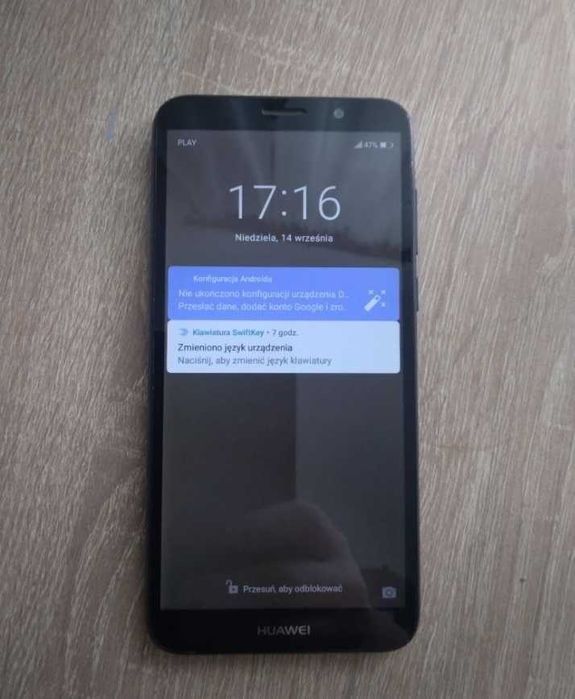 Smartfon Huaawei y5 zadbbany