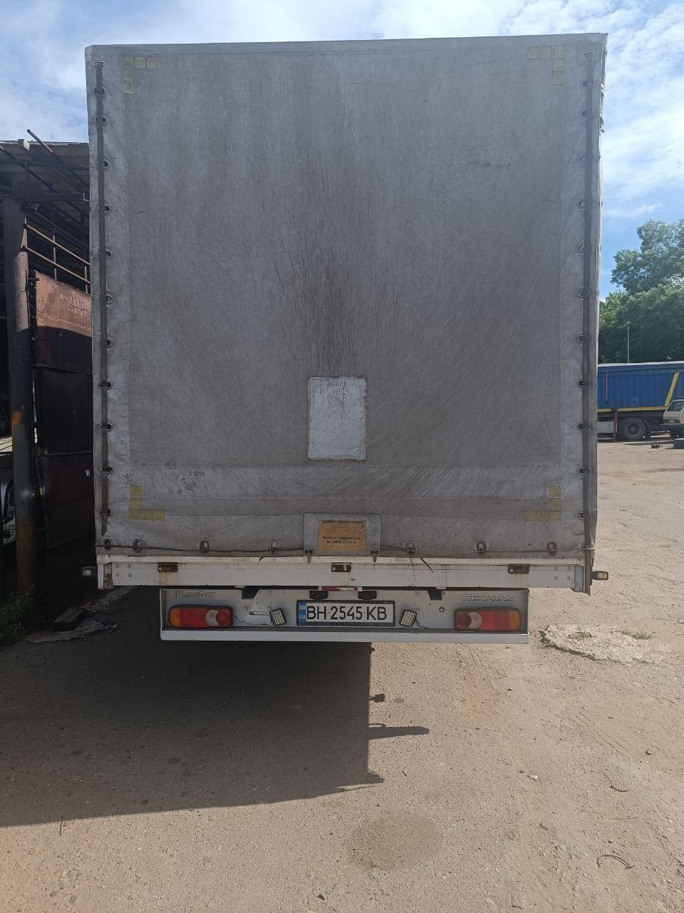 Renault Master 2015 год 10 палентый