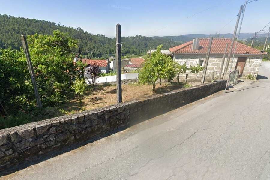 Casa tradicional oferta rara a não perder