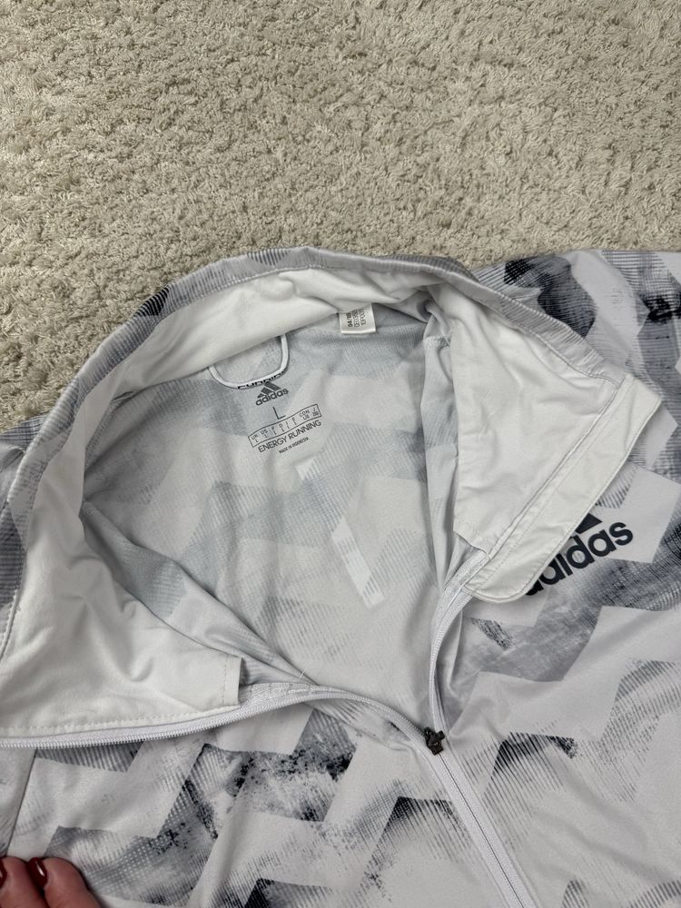 Чоловіча спорти бігова вітровка adidas оригінал