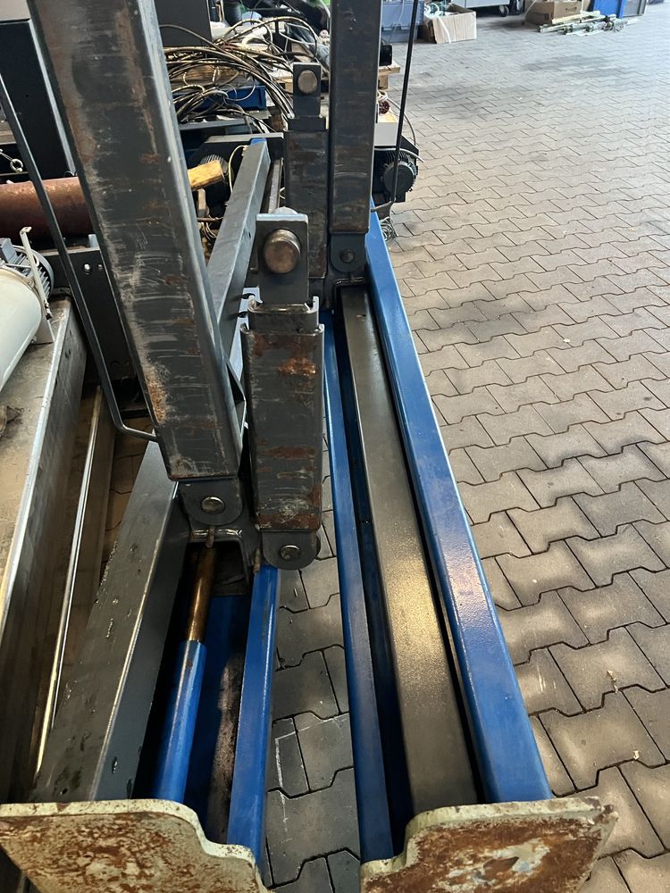 Podnośnik dwukolumnowy Maha 3500kg