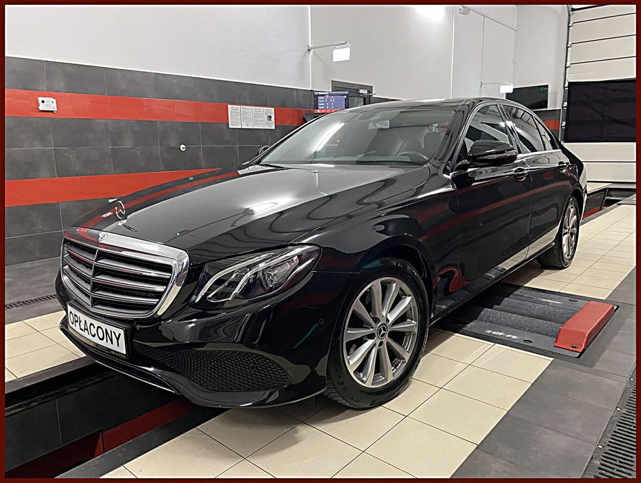 Mercedes-Benz Klasa E 220d Faktura Vat od podanej Ceny Możliwość odliczenia Vat (Full Opcja)