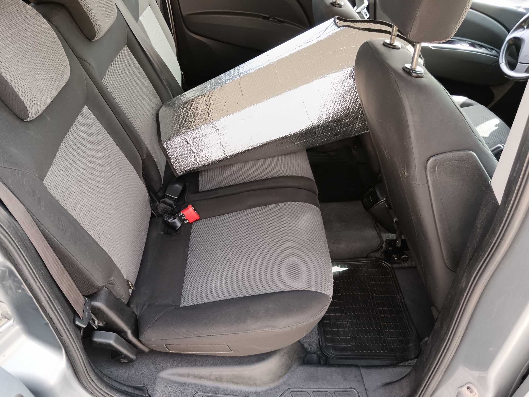 Fiat doblo 7 lugares 1.3 MultiJet 2010