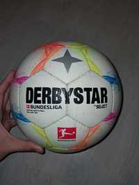 Oficjalna piłka Derbystar Bundesliga 2022/23