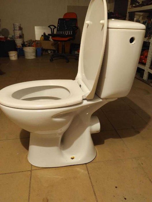 WC kompakt z deską wolnoopadającą Cersanit