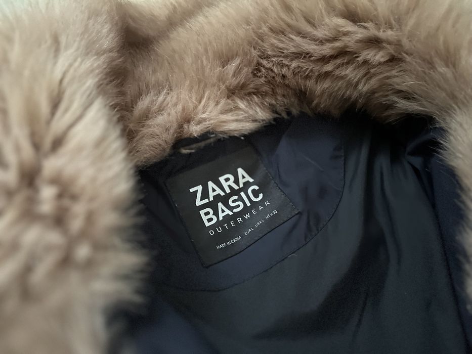 Kurtka Zara naturalny puch futrzany kołnierz