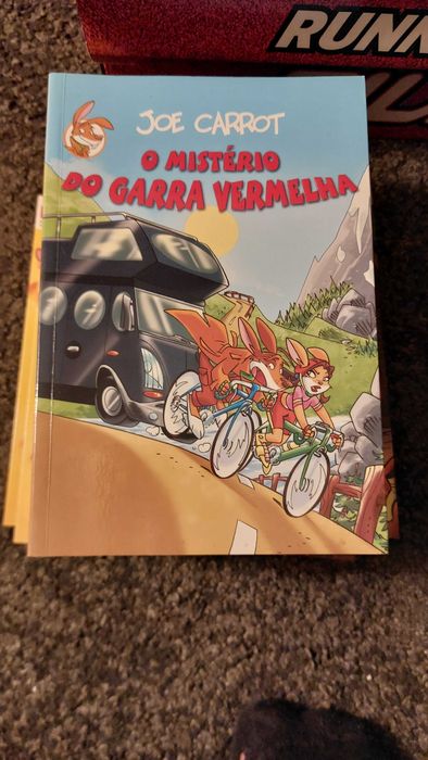 8 livros do geronimo stilton + 1 do joe carrot