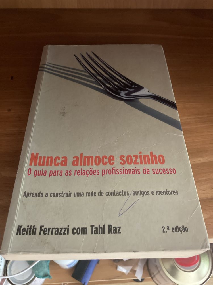 Nunca almoce sozinho | Livro de auto-ajuda