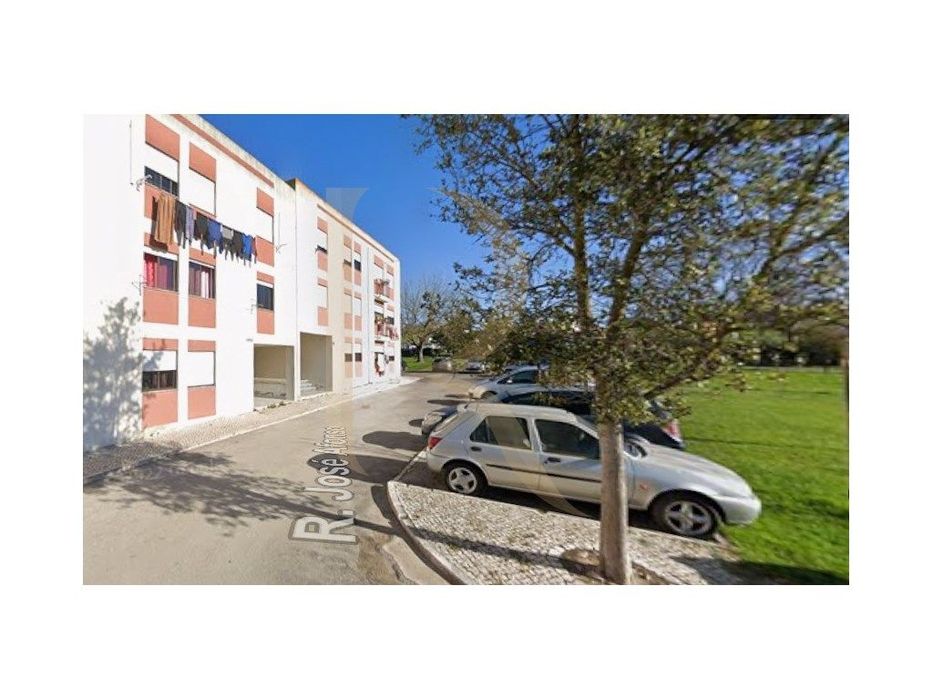 Apartamento T2 na Moita