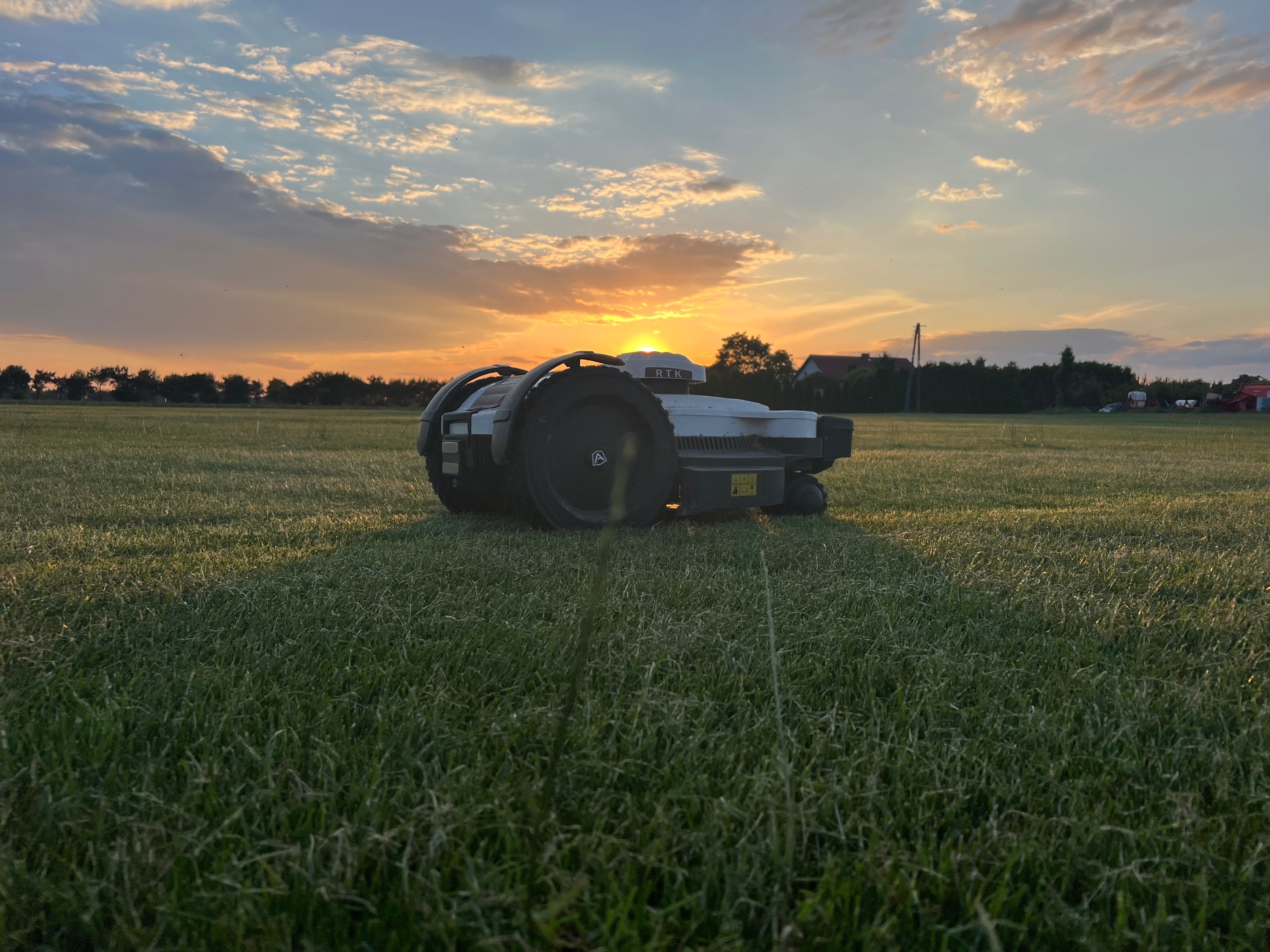 Robot Koszący Ambrogio 4.36 4WD RTK