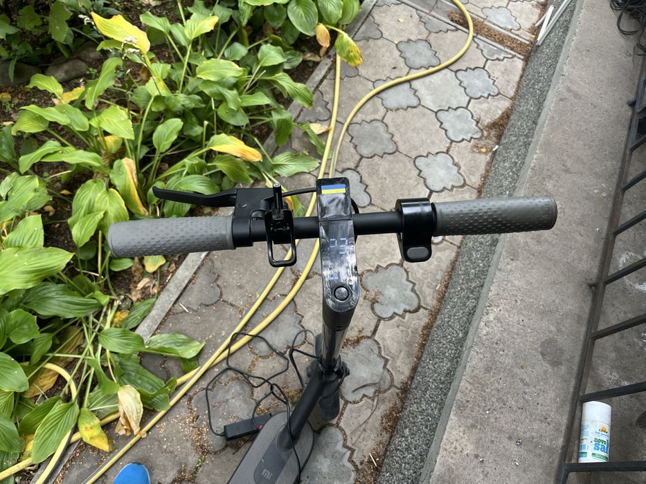 Электросамокат Xiaomi Mi Electric scooter 1s Black