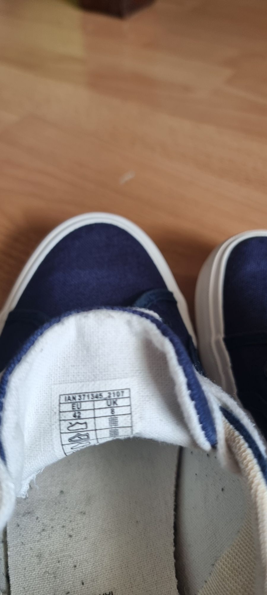 Buty trampki meskie 42 livergy