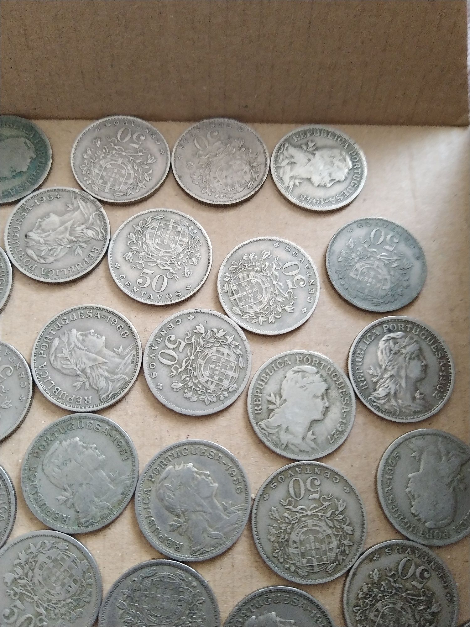 Vendo várias moedas