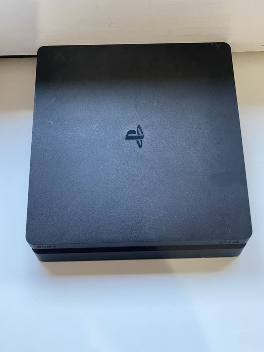 Ps4 nova sem garantia em otimo estado