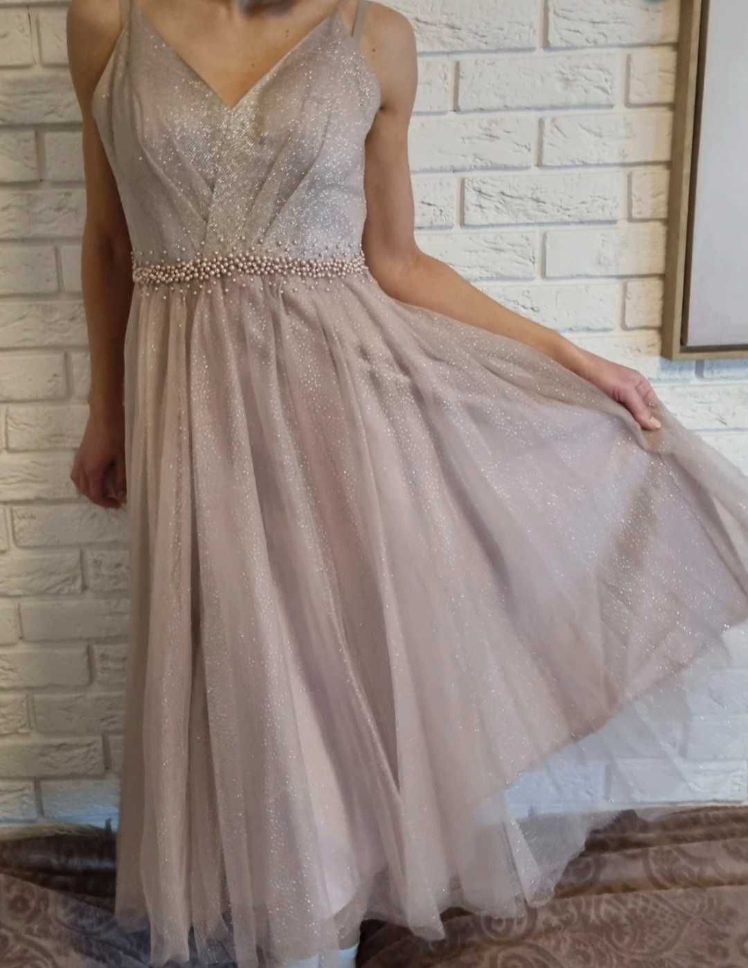 Suknia z tiulu, wesele, bal/sukienka tiul