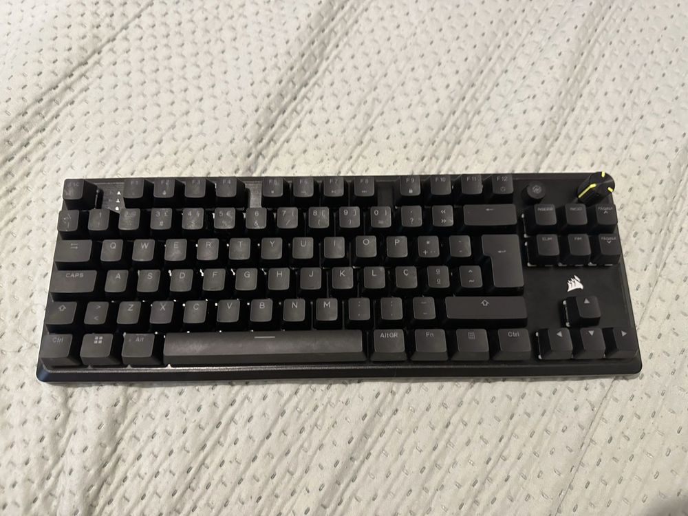 Teclado Corsair K70 Core TKL