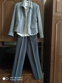 Костюм женский-пиджак,брюки,юбка и блуза 50-52 размер