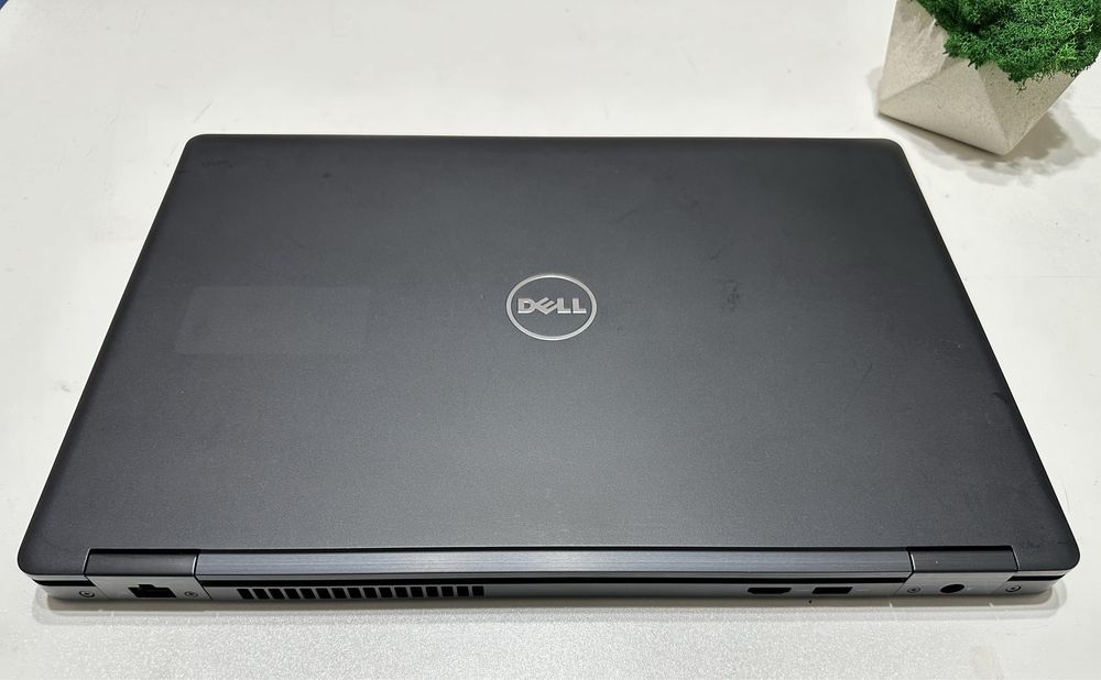 DELL Latitude 5580 15,6"FHD IPS | i5-7300U|16 DDR4 | SSD 256Gb